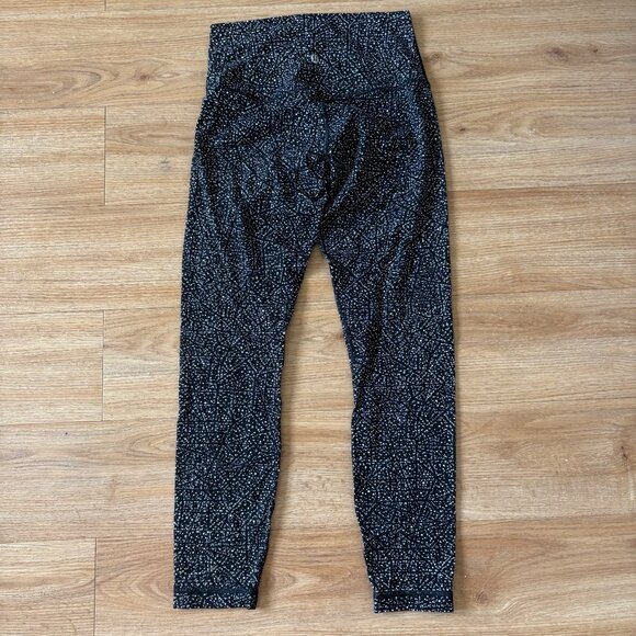 Lululemon Athletic Align High Rise Yoga Pants II 25” Night View Black Women’s Sz - Picture 2 of 10